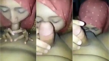 Sepongan Jilbab uuh - Bokep Indo Terbaru
