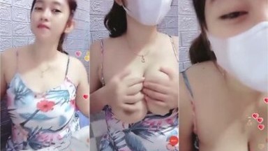 Bokep Nabila Pamer Susu Dan Memek Tembem Berjembut- Bokepsin