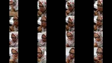 Jilbab Kacamata Crot di Muka