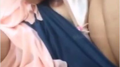 Bokep Jilbab - Hijab Indo Berawal Di Mobil