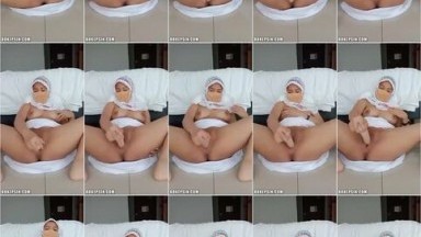 Bokep Indo Tante Maela Jilbab Sange Colok Memek - BOKEPSIN COM