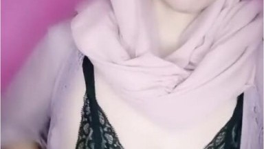 Bokep Jilbab - Tante RGM Dona Spill Uting Toket Mungilnya ID 91933642 Mango