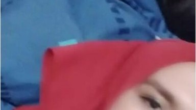 Bokep Jilbab - VCS Kak Amorra Zorra Jilbab Merah Mendesah Remas TT