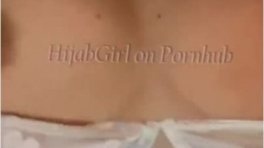 Bokep Jilbab - Ngentot Binor Tante Jilbab Hitam