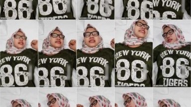 Bokep Indo Ngentot Gadis Jilbab Cantik Nikmat - BOKEPSIN COM