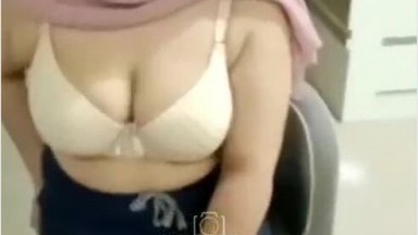 Bokep Jilbab - Kompilasi Cewek Jilbab Pink Hisap Batang Om-om Bule Viral