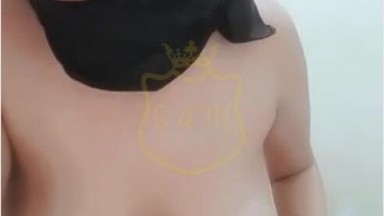 Bokep Jilbab - Santuy Aja Cici Jilbab Hitam Telanjang Show Remas TT